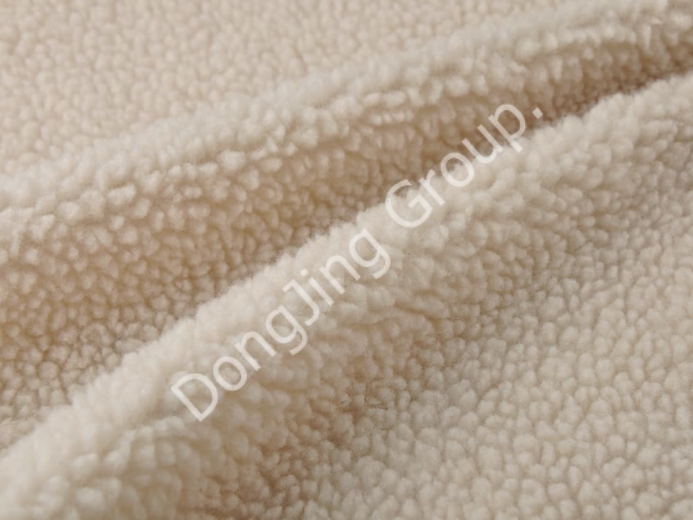 DP0819-beige lamswol E1300 faux fur fabric