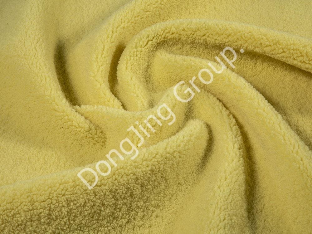 9T1442-Gouden ster kameel faux fur fabric