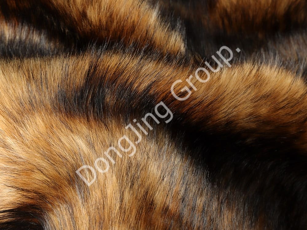 9W0591-Bruin en beige tweekleurig jacquard dubbelpuntig wasbeerhaar faux fur fabric