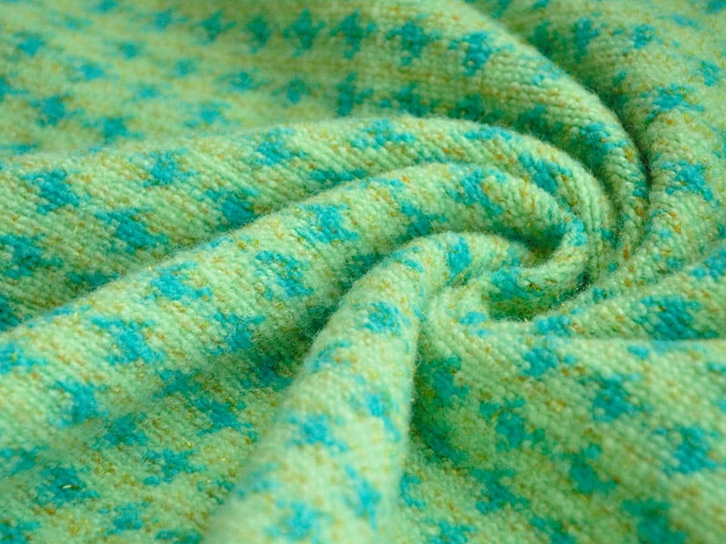 DKW0120-lichtgroen tot malachietgroen faux fur fabric