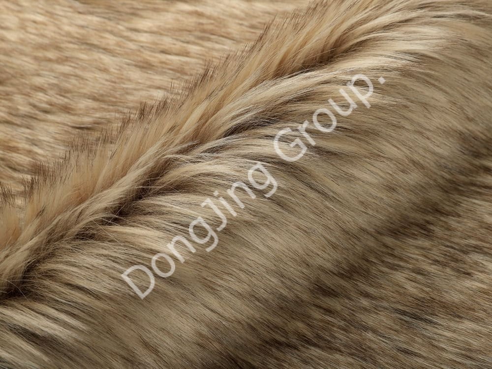 DP0615-Camel haarpunt lichte rol faux fur fabric